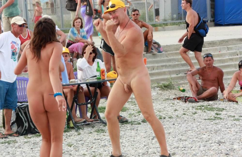 Pics Neptune Beach Cleanup - Love for oneself and nature as the foundation of naturism