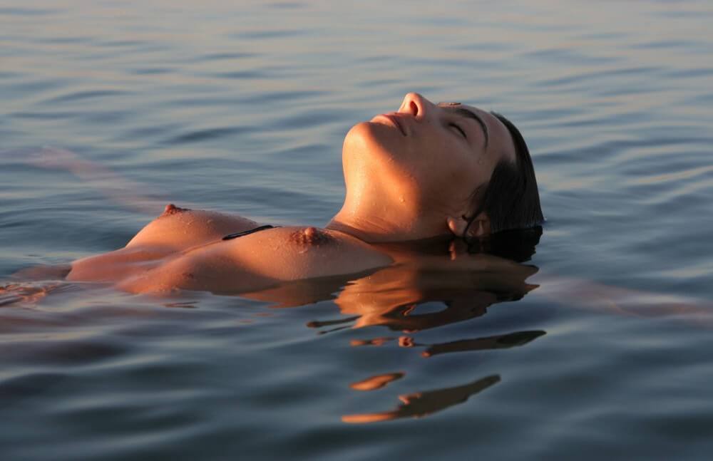 Sunlight Water to the Night pics - Ideological naturists: exclusive materials