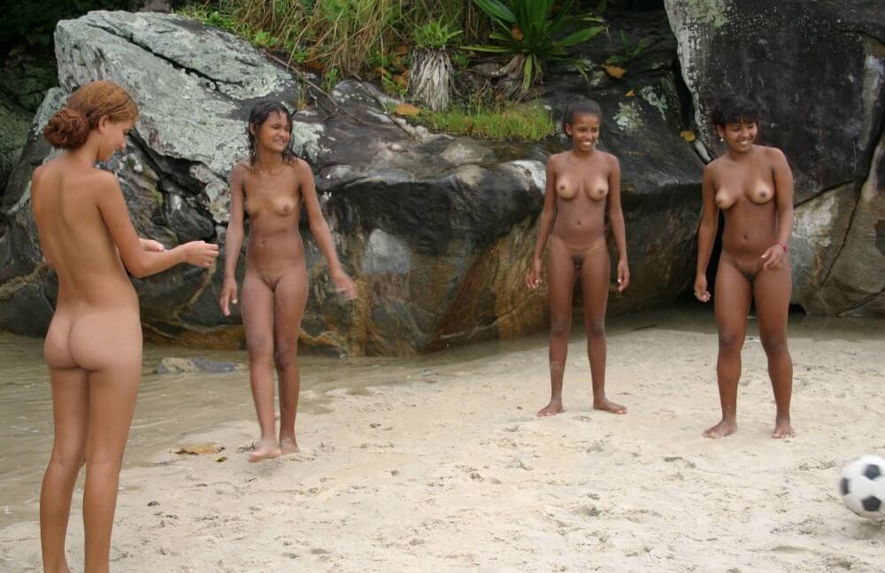 Brazilian Game Gathering gallery - Naturism and nudism are a path to peace of mind and a little solitude