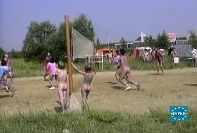 EVFKK - Miss Volleyball - Nudism supports freedom of self-expression and individuality