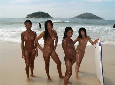 Warm Brazilian Beach Series 2 photo gallery - Nudity helps to overcome insecurities and boost self-esteem