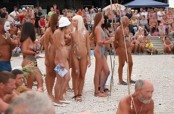 Premium Content # 41 - Nudism helps you get rid of insecurities and clothes
