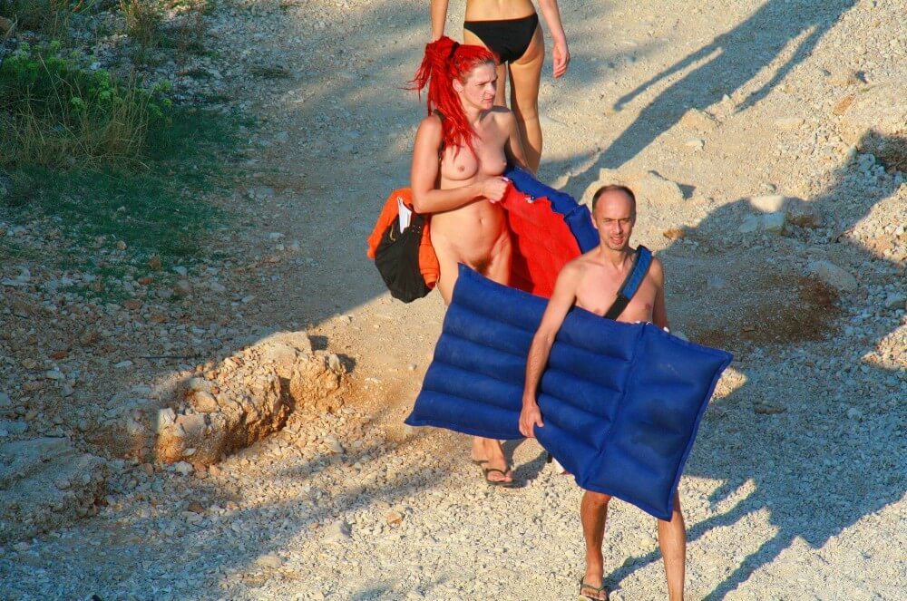Ula FKK Red Hairstyle Girl pics - Happiness is achieved through embracing naturism