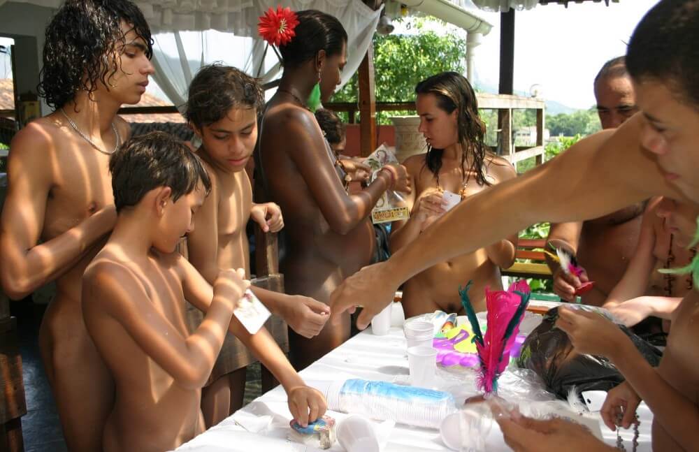Brazilian Sunshine Beauty photos - Naturism helps break free from body stereotypes
