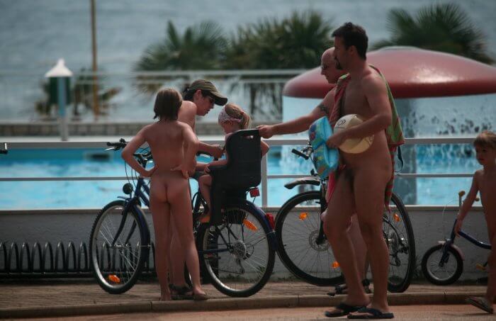 Freedom on two wheels: how cycling and hiking enrich the lives of nudists - This is the culture of nudism