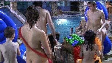Splashing Water Zone 1 - The benefits of naturist vacations