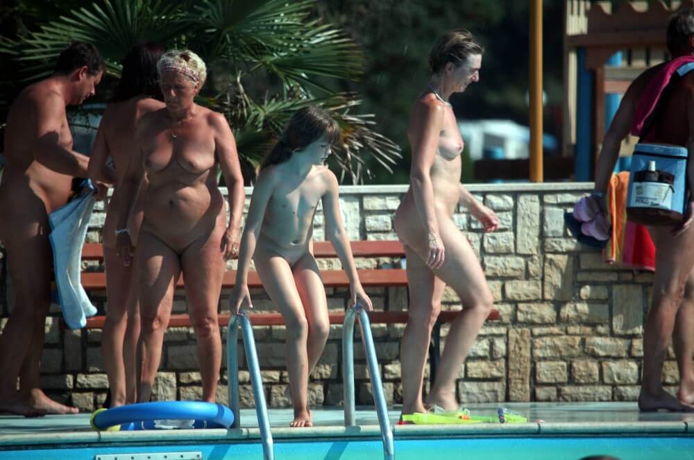 Naturist Pool Cleaning-Up pics - The practice of nudism helps us shed imposed stereotypes and insecurities