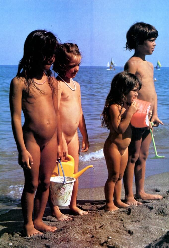 Jung und Frei Nr 6 - Naturists value harmony with nature and a simple way of life