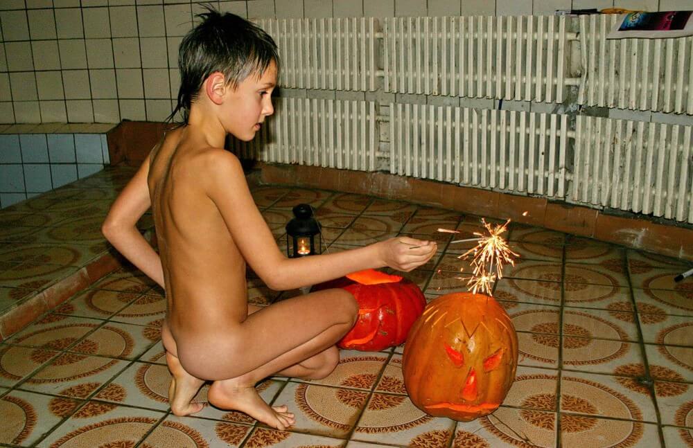 Naturism photo gallery # 20 - Nudism and naturism promote respect for natural beauty and diversity