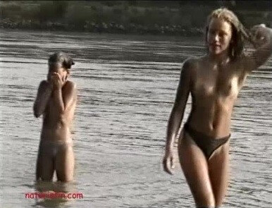 Naturistin: Dirty Girls - Accepting oneself fully is the foundation of naturism