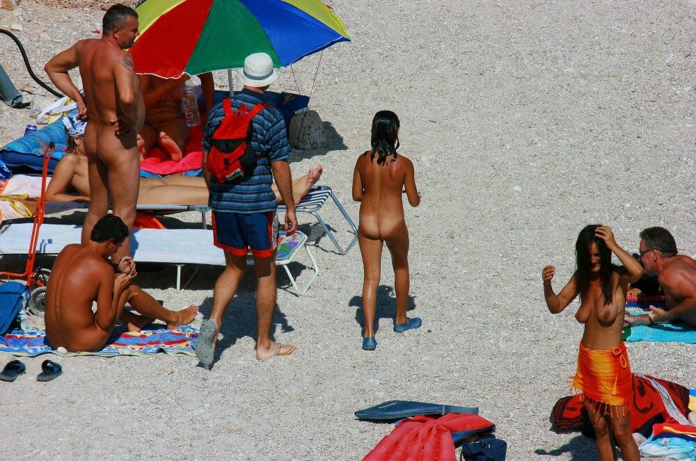 Uka FKK Beach Parenting Nudist beach pics - People practice nudism to achieve harmony with nature