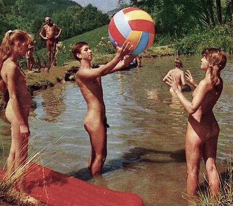 Vintage nudism photos - Nudism promotes personal freedom