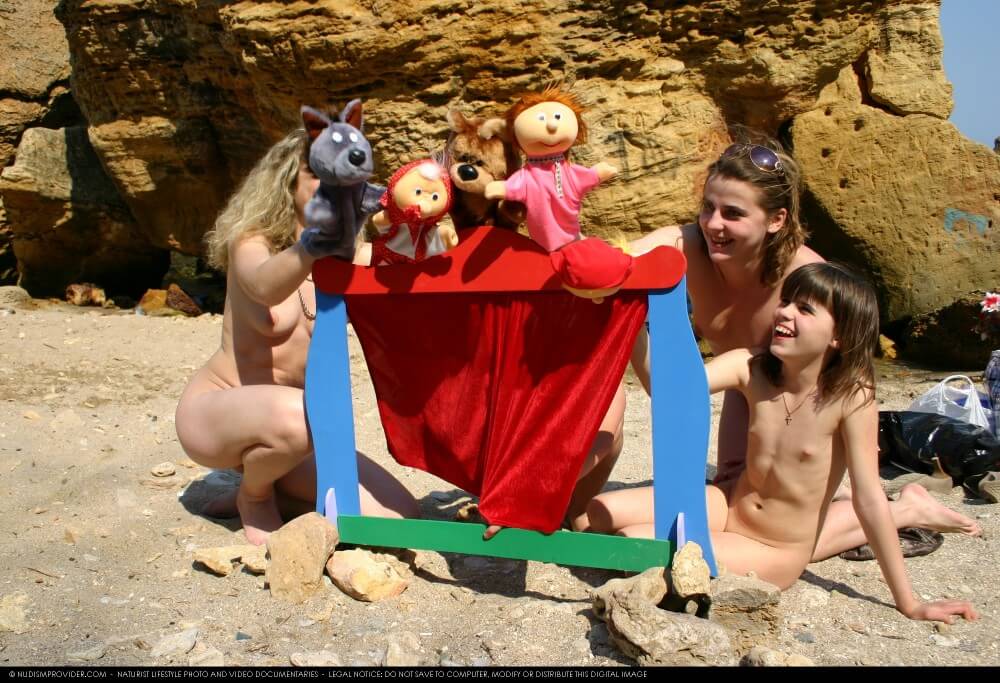 Premium Content # 33 - Living with joy and ease as part of the naturist and nudist lifestyle